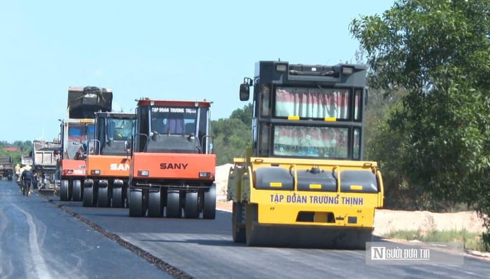 Đơn vị thi công gói thầu XL06 đẩy nhanh tiến độ thi công dự án.
