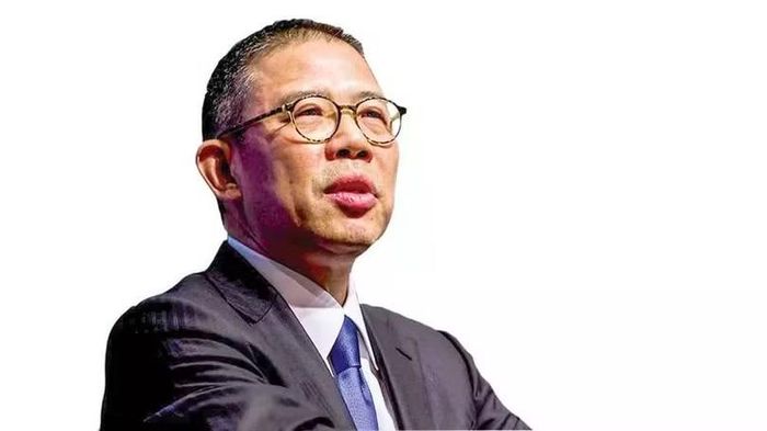Vua nước đóng chai Chung Thiểm Thiểm, người giàu thứ hai Trung Quốc năm 2026. Ảnh: Sina.