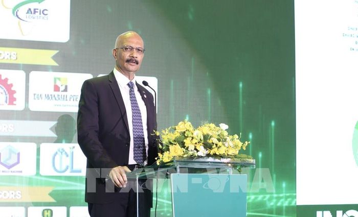 Ông Ashok Krishen, Chủ tịch Hội đồng hạt quả khô quốc tế (INC) phát biểu tại Hội nghị. Ảnh: Xuân Anh - TTXVN