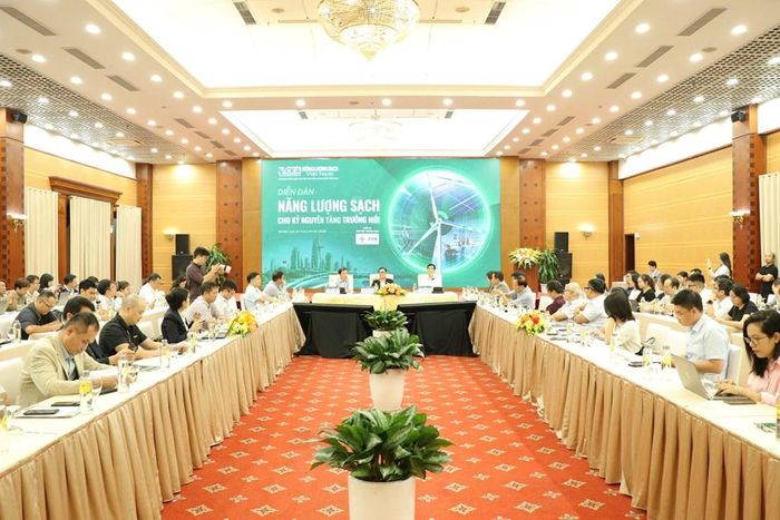 Chiều 27/10, tại Hà Nội, Tạp chí Năng lượng Sạch Việt Nam tổ chức diễn đàn “Năng lượng sạch cho kỷ nguyên tăng trưởng mới”. Ảnh: Bnews/vnanet.vn