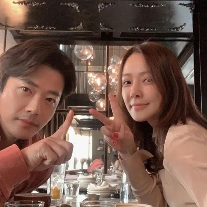 Son Tae Young lên tiếng về những bình luận trái chiều, liên quan chuyện thuê người giúp việc nhà. Nữ diễn viên hiện có hôn nhân hạnh phúc bên Kwon Sang Woo.
