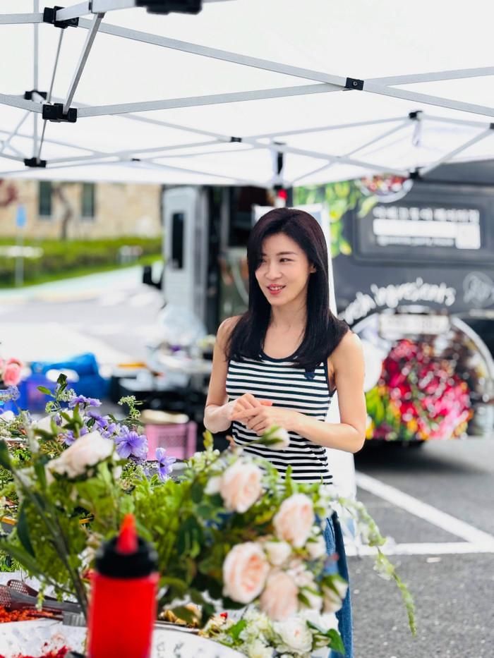 Nhan sắc trẻ trung, cuốn hút của Ha Ji Won.