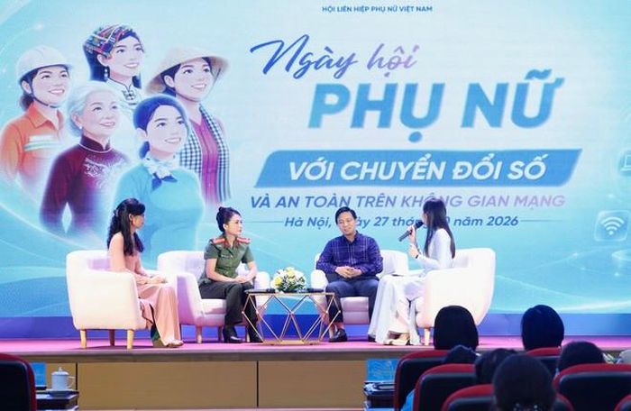 Phiên tọa đàm giao lưu giữa các chuyên gia, nhà quản lý và cán bộ Hội phụ nữ