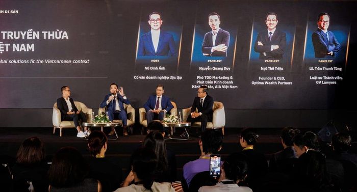 Các chuyên gia thảo luận tại AIA Elite Summit 2026 với chủ đề “Khảm tinh hoa – Vững di sản”. Ảnh: Hoài Linh