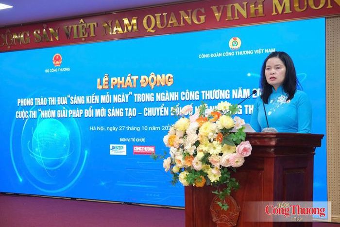 Bà Lê Thị Đức - Phó Chủ tịch Công đoàn Công Thương Việt Nam phát biểu tại sự kiện.