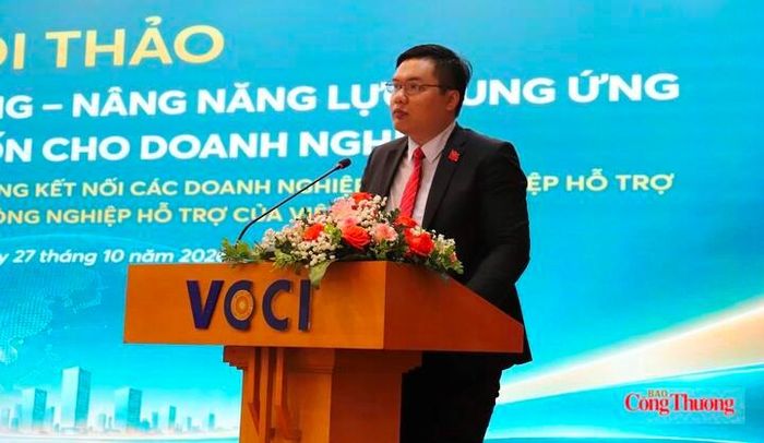 Ông Trịnh Quốc Vinh - Phó Trưởng ban Hợp tác quốc tế, Viện Nghiên cứu Chiến lược, Chính sách Công Thương (Bộ Công Thương) phát biểu tại sự kiện.