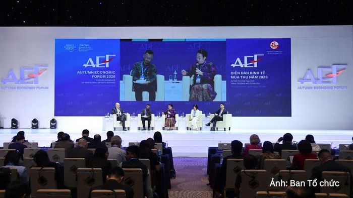 Các đại biểu tham gia phiên thảo luận Xây dựng khung chính sách phát triển kinh tế số ASEAN đáng tin cậy và liên thông.