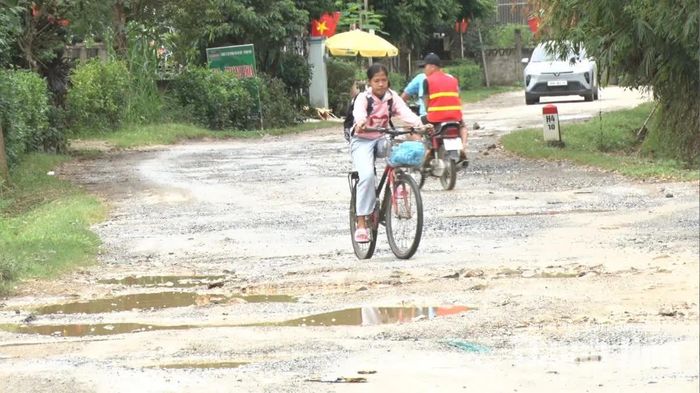 Km10+400 thuộc thôn Nguyệt Thành, xã Nguyệt Ấn.