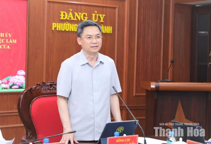 Phó Trưởng Ban Tổ chức Trung ương Hà Minh Hải phát biểu tại buổi làm việc.