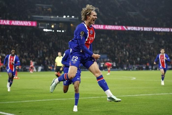 PSG bùng nổ ở hiệp hai và có 3 điểm trọn vẹn. Ảnh: EPA.