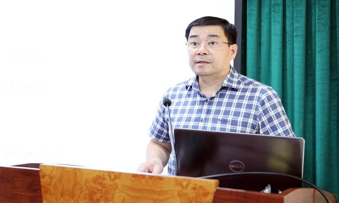  Đồng chí Nguyễn Phúc Thương, Phó Giám đốc Sở Khoa học và Công nghệ kết luận và bế mạc hội thảo. 