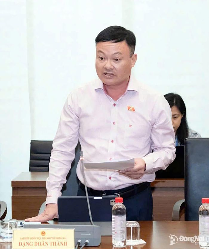 Đại biểu Đặng Doãn Thành (Đoàn Đại biểu Quốc hội thành phố Đồng Nai) phát biểu tại phiên thảo luận. Ảnh: CTV