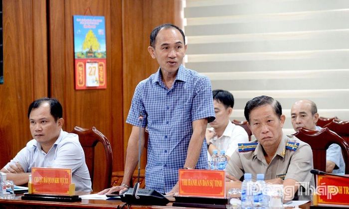 Đại biểu phát biểu tại hội nghị.