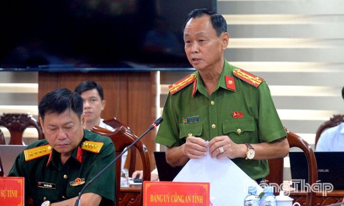 Đại biểu phát biểu tại hội nghị.