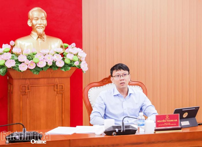 Phó Chủ tịch UBND tỉnh Nguyễn Thanh Hà chủ trì cuộc họp.