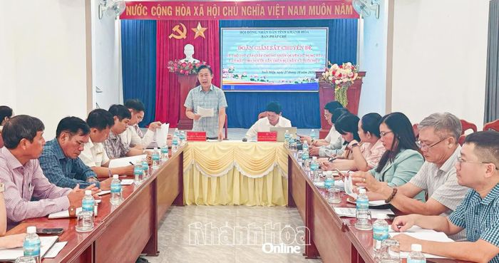 Quang cảnh buổi giám sát.