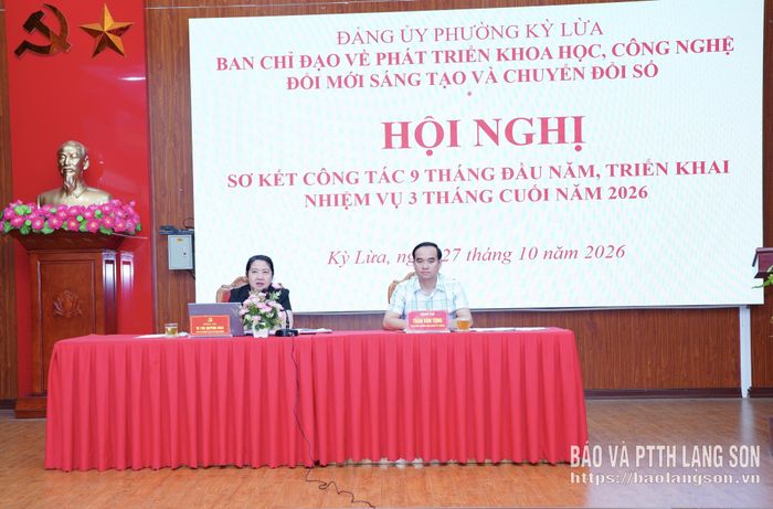 Lãnh đạo phường và Ban Chỉ đạo điều hành hội nghị