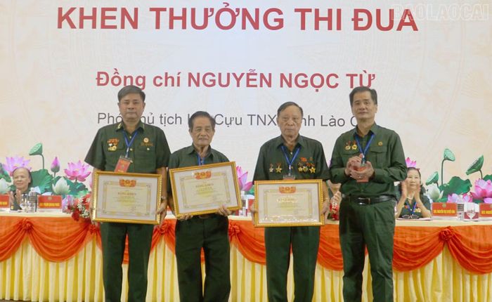 3 cá nhân được tặng Bằng khen của Trung ương Hội vì đã có thành tích trong hoạt động xây dựng Hội Cựu thanh niên xung phong tỉnh Lào Cai giai đoạn 2021 - 2026.
