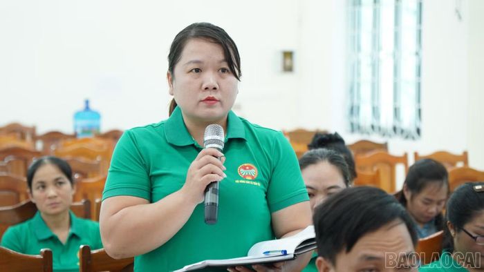 Đại diện hội viên, nông dân tham gia phát biểu ý kiến, kiến nghị trực tiếp tại hội nghị.