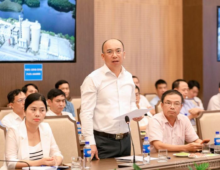 Đại diện các doanh nghiệp phát biểu tại hội nghị.