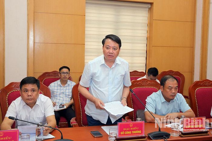 Lãnh đạo Sở Công Thương phát biểu tại hội nghị.
