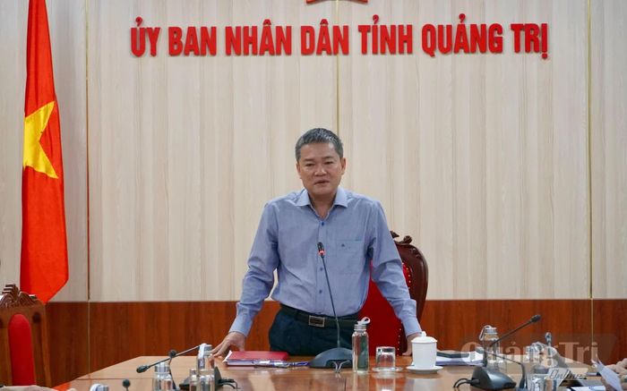 Đồng chí Phan Phong Phú, Phó Chủ tịch UBND tỉnh phát biểu kết luận tại buổi làm việc - Ảnh: H.N