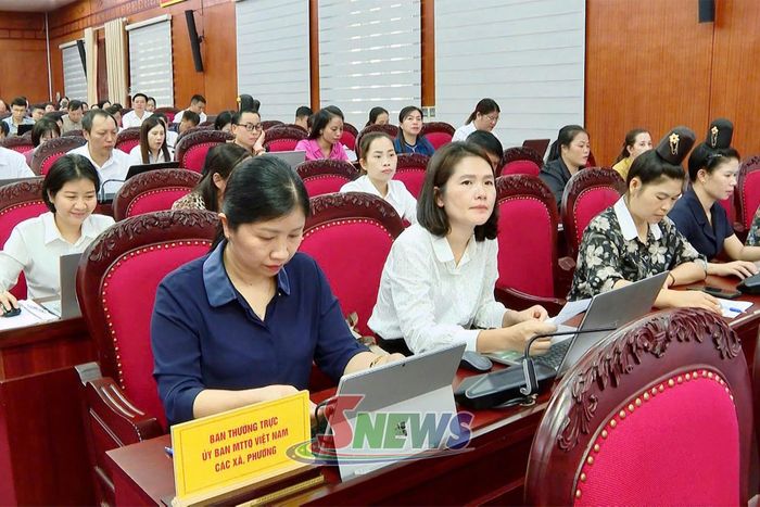 Đại biểu tham dự hội nghị.