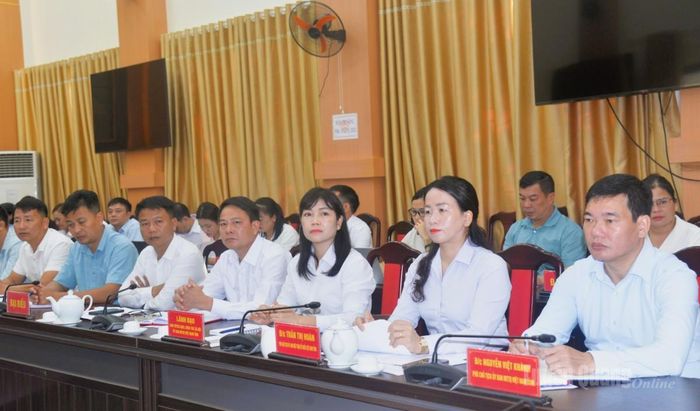 Các đại biểu tham dự Hội nghị tập huấn nâng cao nghiệp vụ công tác Mặt trận.