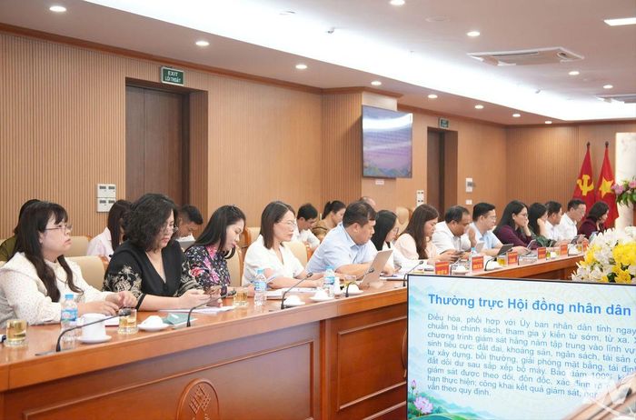 Các đại biểu dự Hội nghị.