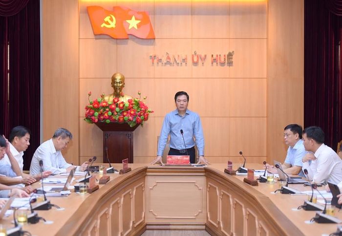 Đồng chí Trịnh Mạnh Linh kết luận tại buổi làm việc. 