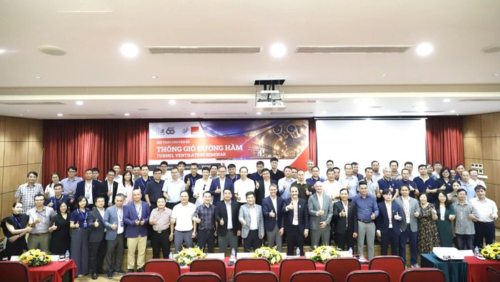 Các đại biểu đã có buổi trao đổi chuyên sâu về vấn đề thông gió với những công nghệ, kỹ thuật mới.