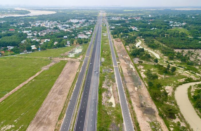 ACV đề nghị bố trí thêm nhiều phương tiện công cộng để kết nối về sân bay Long Thành.