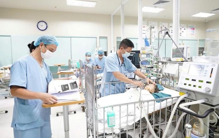 Một ca bệnh nhi được ghép gan tại Bệnh viện Nhi Trung ương.