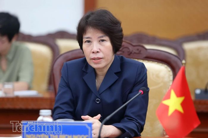 Thứ trưởng Nguyễn Thị Bích Ngọc phát biểu. Ảnh: Đức Minh