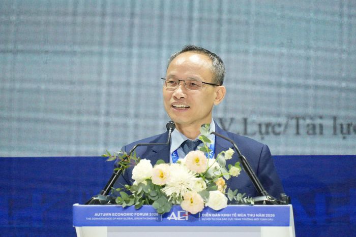 TS. Cấn Văn Lực, Chuyên gia Kinh tế trưởng BIDV phát biểu tại chương trình