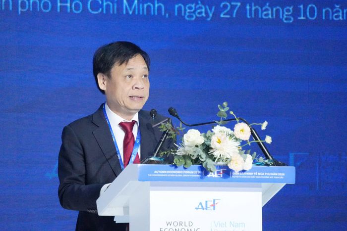 PGS.TS Lê Quốc Cường, Thành viên Tiểu ban Khoa học Công nghệ, Đổi mới sáng tạo và Chuyển đổi số, Ban Nghiên cứu Phát triển TP. Hồ Chí Minh