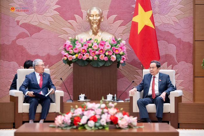 Chủ tịch Quốc hội Trần Thanh Mẫn tiếp Chủ tịch Hội hữu nghị Hàn Quốc – Việt Nam Lee Shin Jae