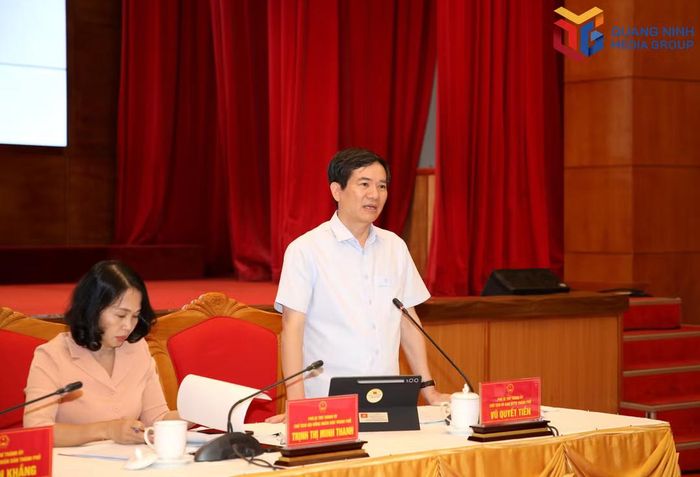 Phó Bí thư Thành ủy, Chủ tịch Ủy ban MTTQ Việt Nam thành phố Quảng Ninh Vũ Quyết Tiến phát biểu tại hội nghị