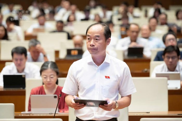 Đại biểu Bùi Mạnh Cường cho rằng, việc bổ sung cơ chế khoan hồng đối với người tự nguyện nhận tội, chấp nhận hình phạt được đề nghị là chính sách có ý nghĩa thực tiễn cao.