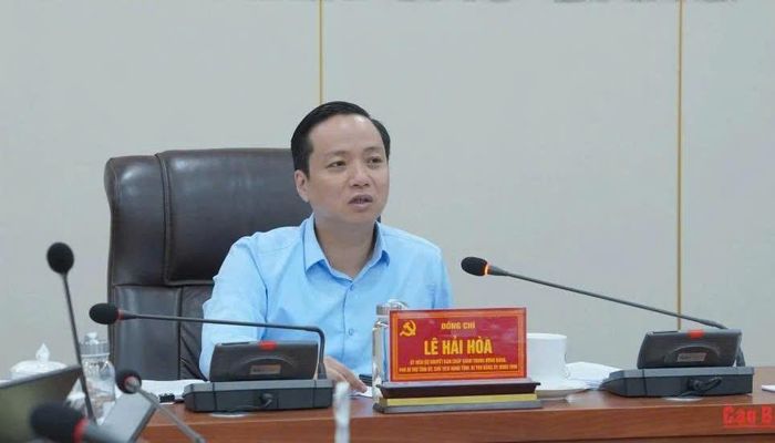 Chủ tịch UBND tỉnh Lê Hải Hòa phát biểu chỉ đạo tại hội nghị.