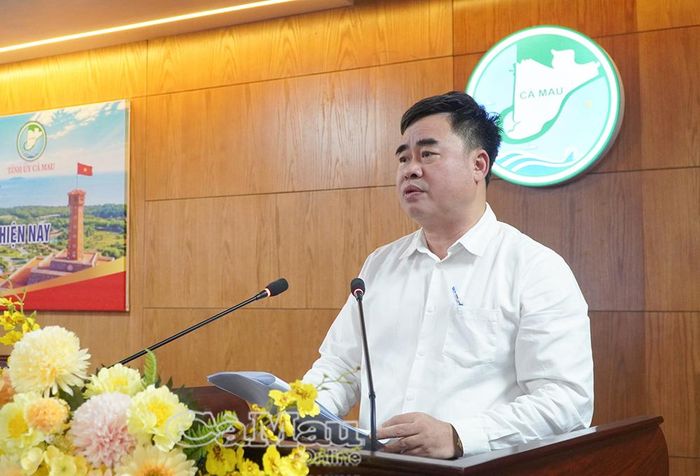 PGS. TS. Phạm Minh Tuấn, Phó Tổng Biên tập, Phó Bí thư Đảng uỷ Tạp chí Cộng sản, phát biểu kết luận Hội thảo.