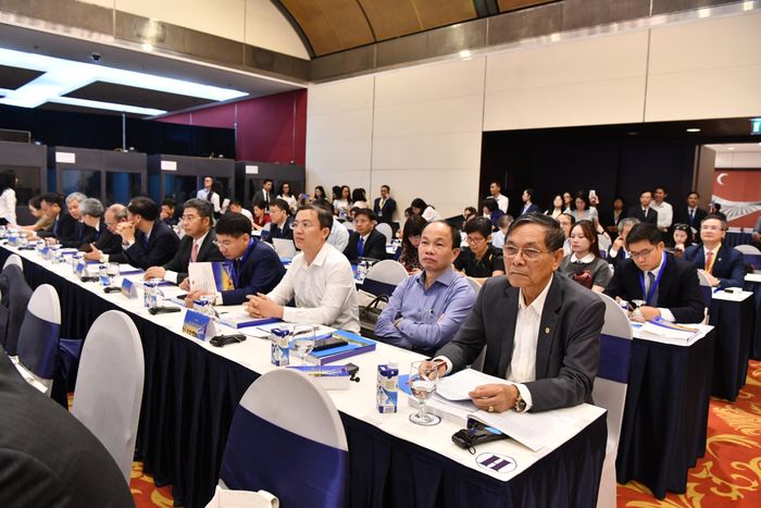 Các đại biểu trong nước tham dự Hội thảo