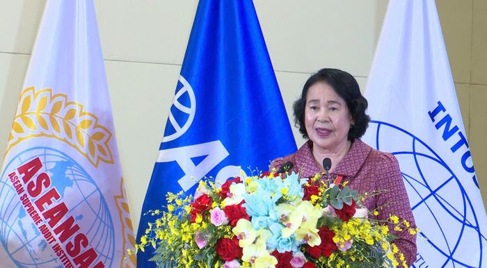 Bà Som Kim Suor - Tổng Kiểm toán, Cơ quan Kiểm toán quốc gia Vương quốc Campuchia