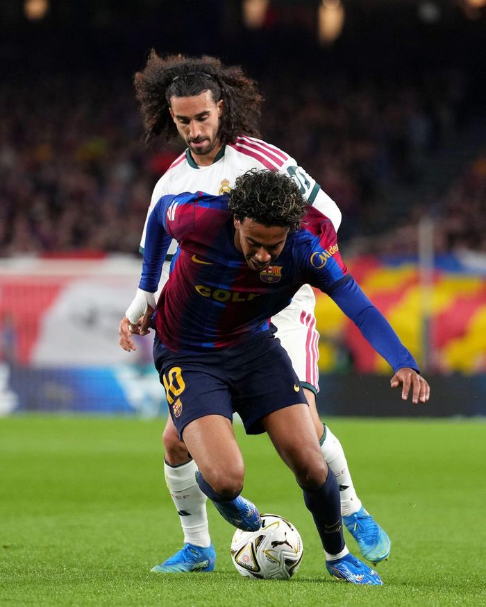 Barcelona đã để thua Real Madrid ngay trên sân nhà Camp Nou
