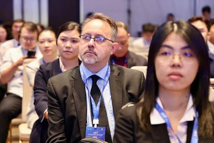 Các đại biểu tham dự phiên thảo luận