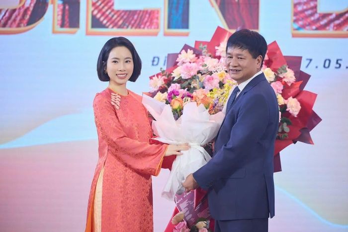 Ái nữ của "đại gia điếu cày" Lê Thanh Thản - Lê Thị Hoàng Yến, hiện là Tổng Giám đốc Tập đoàn Mường Thanh.