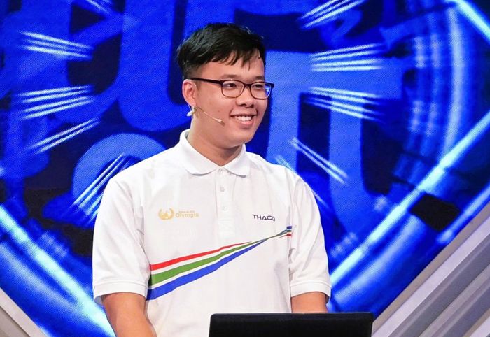 Nhà leo núi Đoàn Lê Anh Đức, nam sinh mang điểm cầu truyền hình Chung kết Đường lên đỉnh Olympia 2026 về Hà Nội. (Ảnh: NVCC)