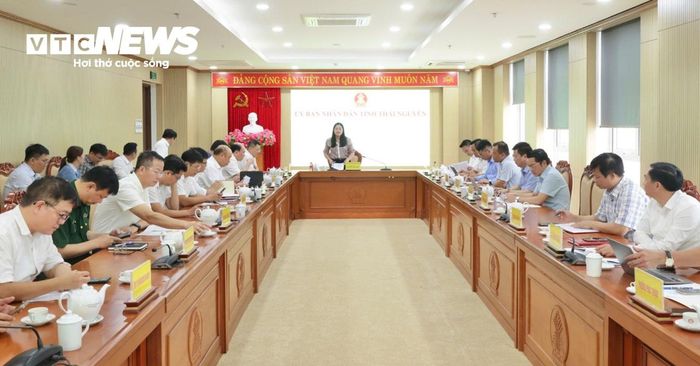 UBND tỉnh họp rà soát công tác chuẩn bị tổ chức lễ khởi công một số dự án trên địa bàn tỉnh.