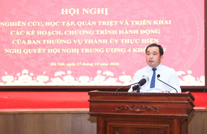 Bí thư Thành ủy Hà Nội Trần Đức Thắng phát biểu chỉ đạo tại hội nghị. Ảnh: Quang Thái