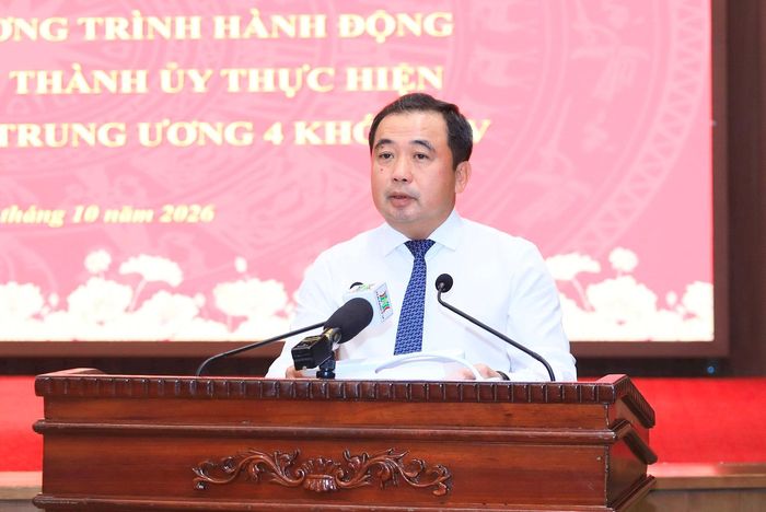 Bí thư Thành ủy Hà Nội Trần Đức Thắng phát biểu chỉ đạo tại hội nghị. Ảnh: Quang Thái